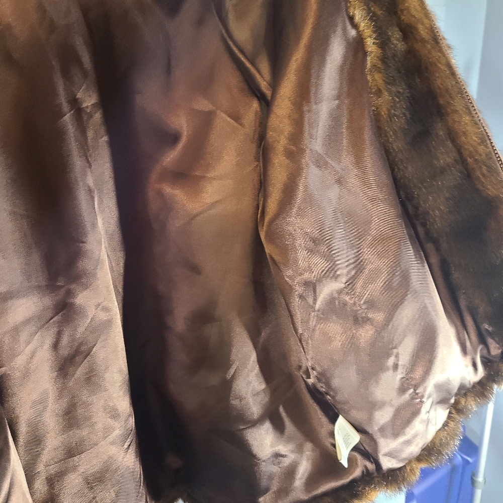 Kathy Ireland Faux minx fur jacket - Picture 4 of 7